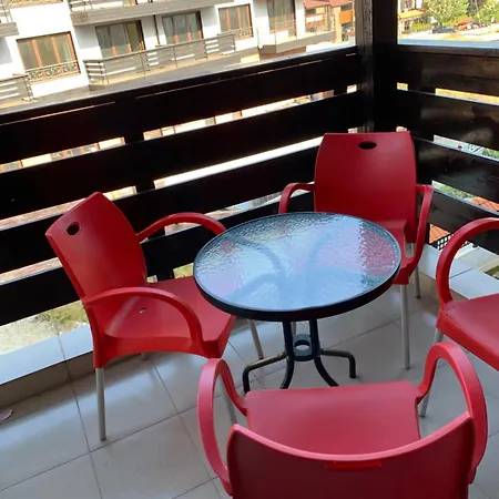 Lorena's Bansko,near Gondola アパート